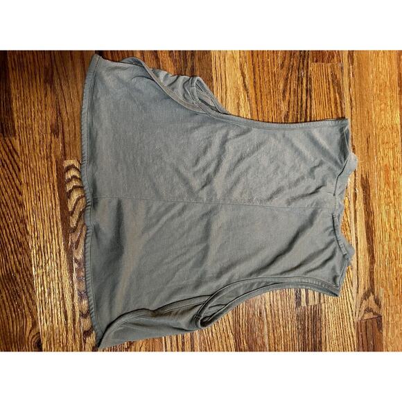 Gym Shark Cropped Tank Green Size X-Small Floral Embroidered - Picture 4 of 4